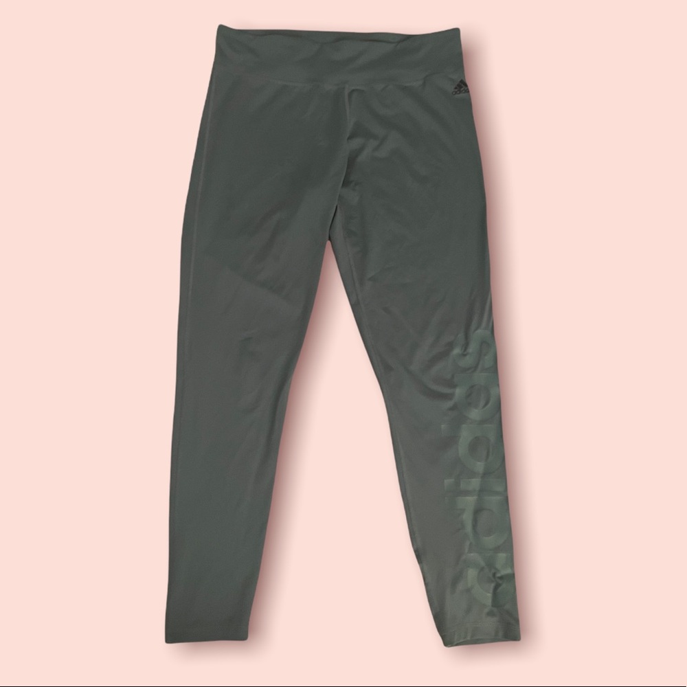 BARELY WORN AUTHENTIC ADIDAS JOGGER PANTS